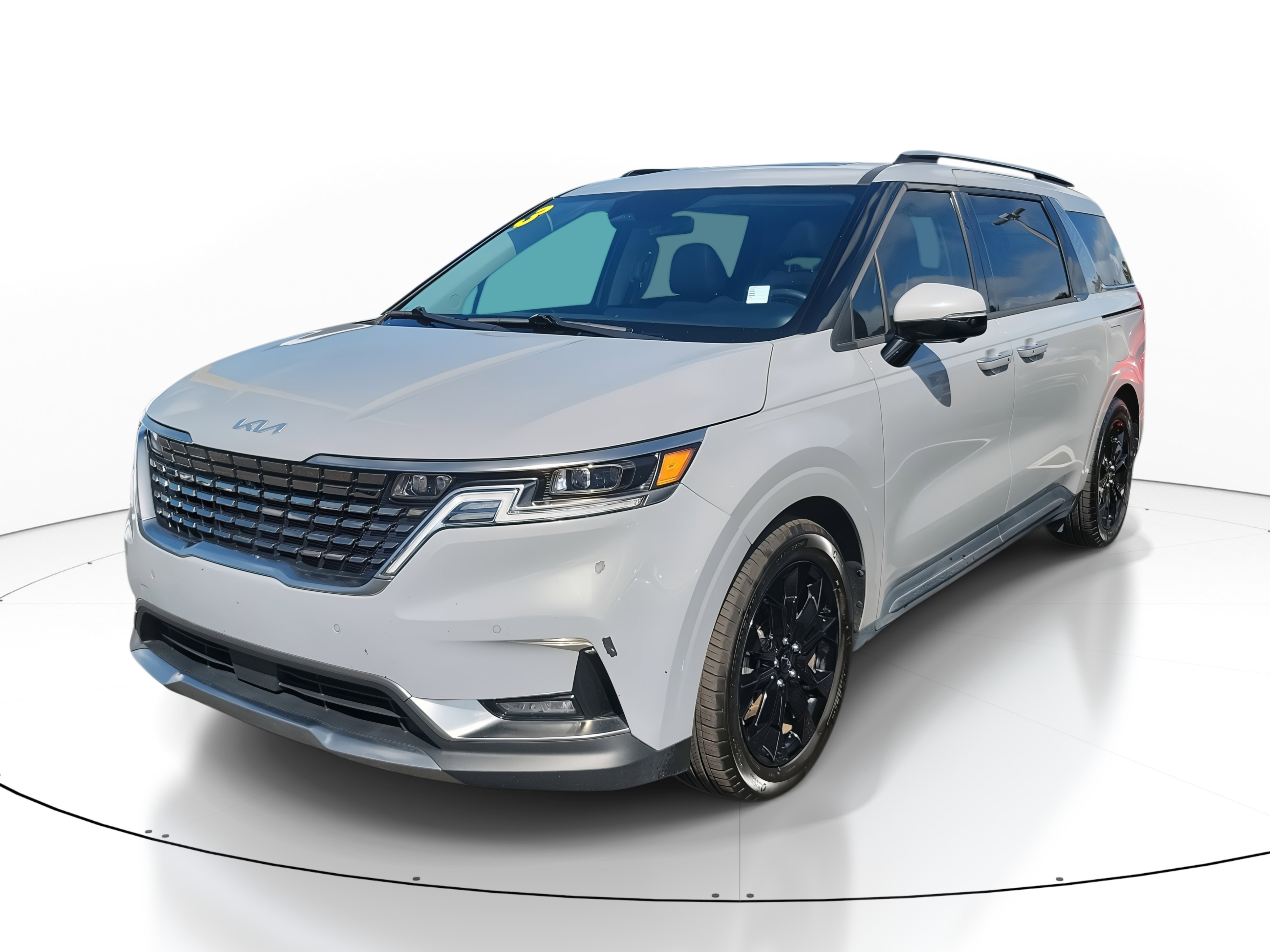 Used 2023 Kia Carnival SX Prestige image 6