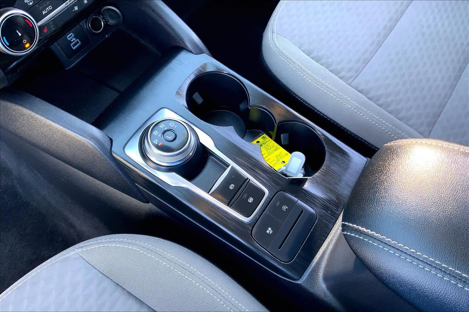 Certified 2022 Ford Escape SE w/ SE Sport Appearance Package FWD image 15