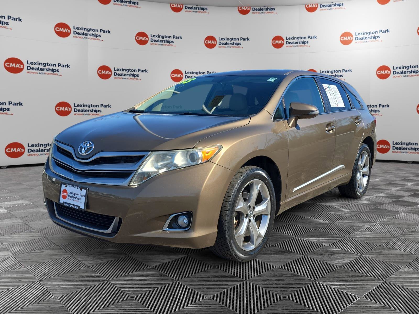 Used 2013 Toyota Venza LE w/ LE Convenience Pkg image 3