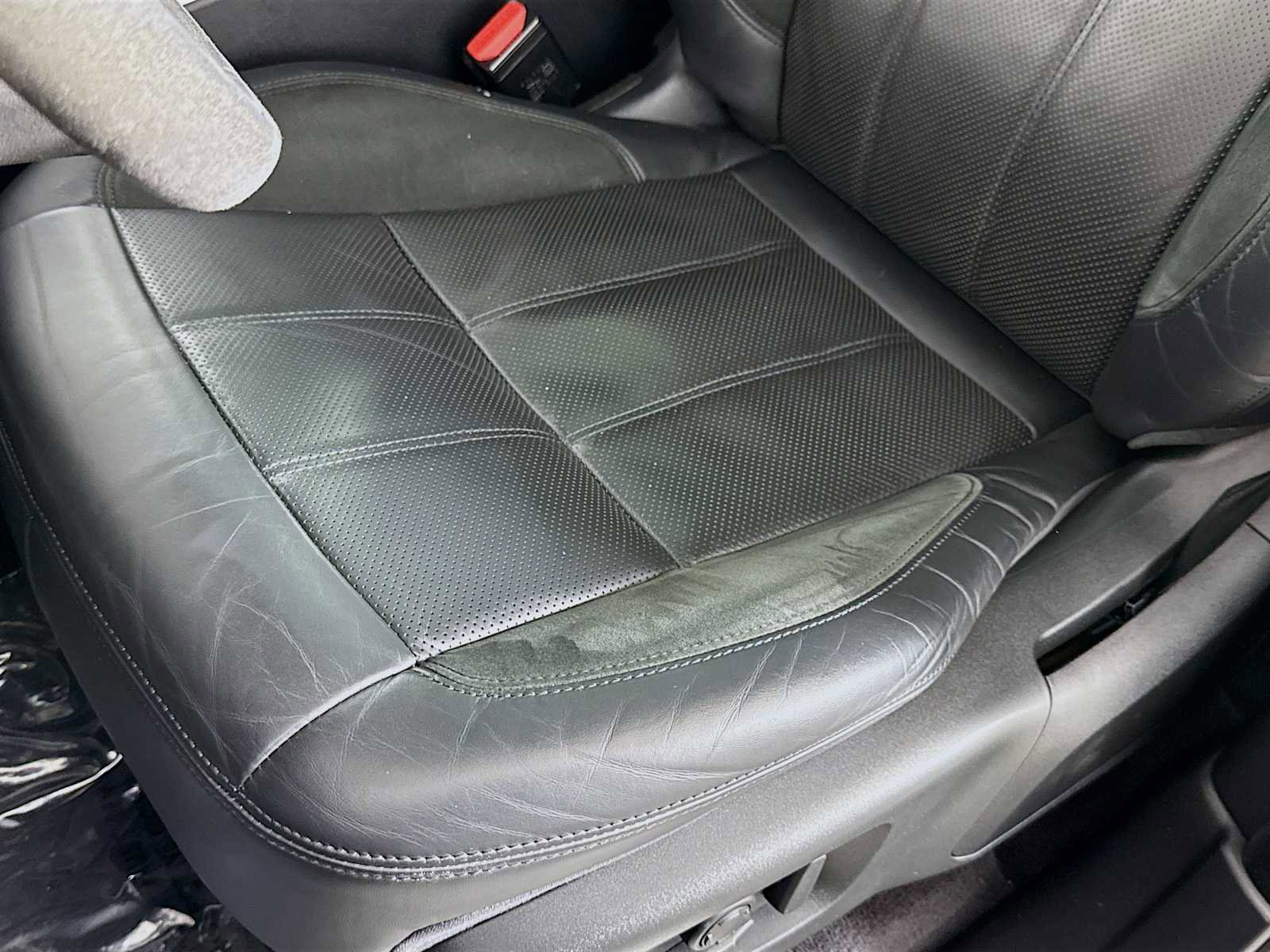 Used 2021 Land Rover Range Rover Sport HST image 19