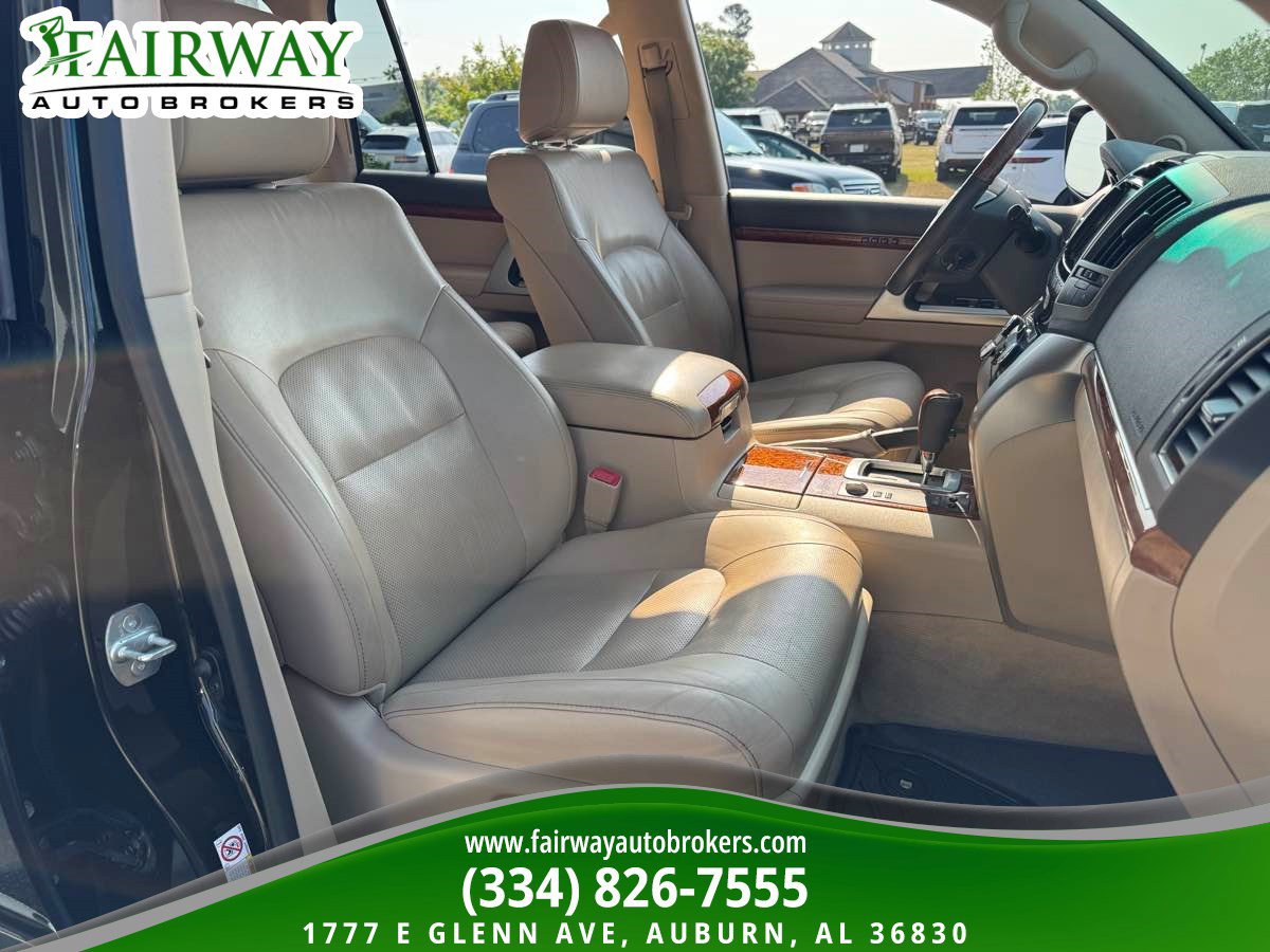 Used 2014 Toyota Land Cruiser AWD/4WD image 12