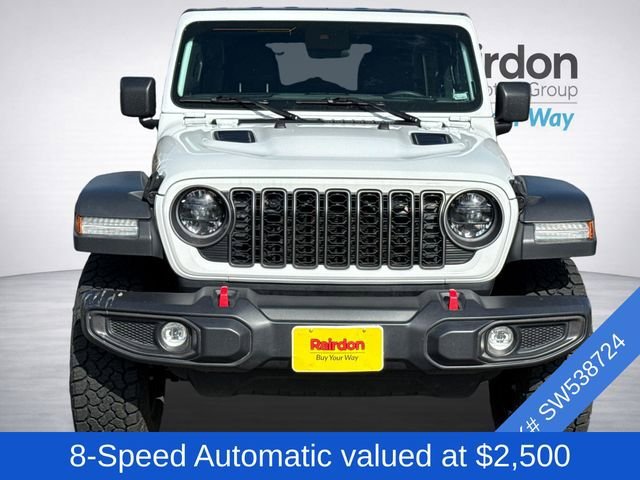 Used 2025 Jeep Wrangler Unlimited Rubicon image 2