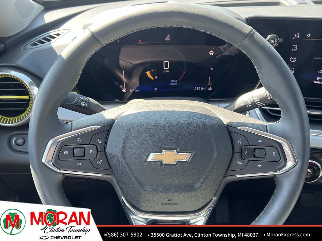 Certified 2024 Chevrolet Trax LT w/ LT Convenience Package FWD image 18