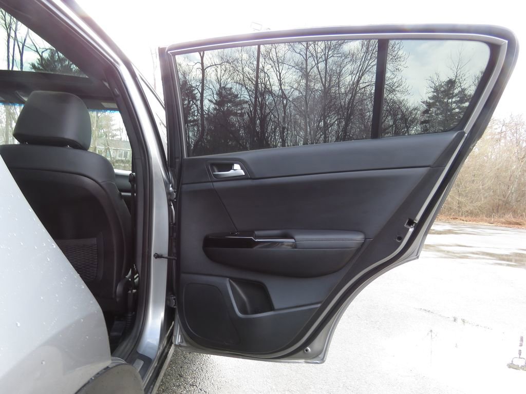 Used 2020 Kia Sportage S w/ S Premium Package image 15