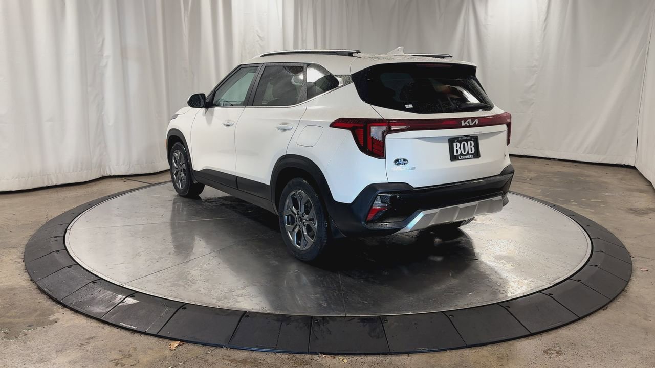 Certified 2024 Kia Seltos S image 8