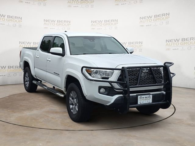 Used 2019 Toyota Tacoma SR5 RWD image 7