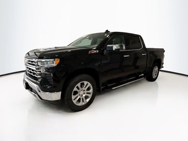 Certified 2022 Chevrolet Silverado 1500 LTZ w/ LTZ Convenience Package II AWD/4WD image 3