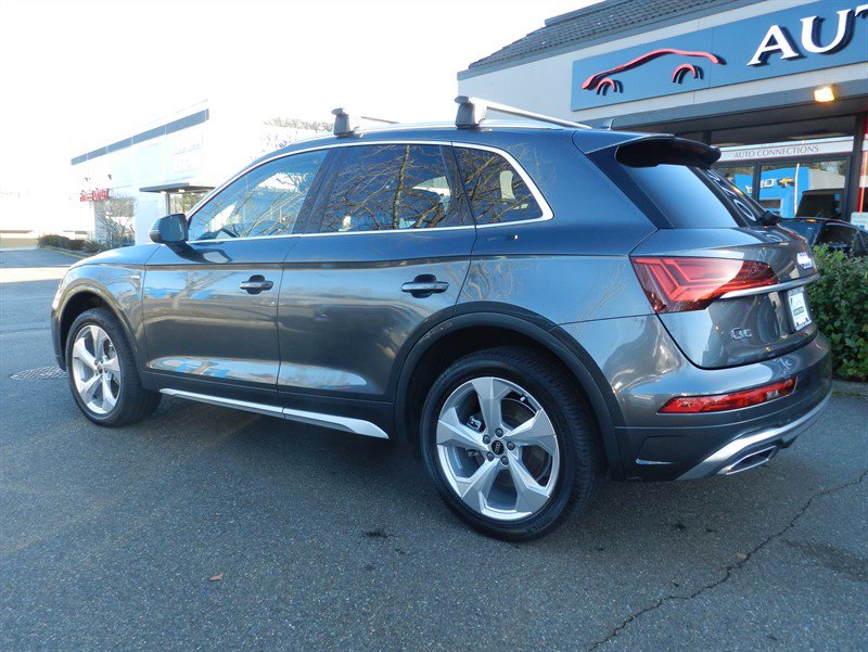 Used 2023 Audi Q5 2.0T Premium Plus w/ Premium Plus Package AWD/4WD image 3