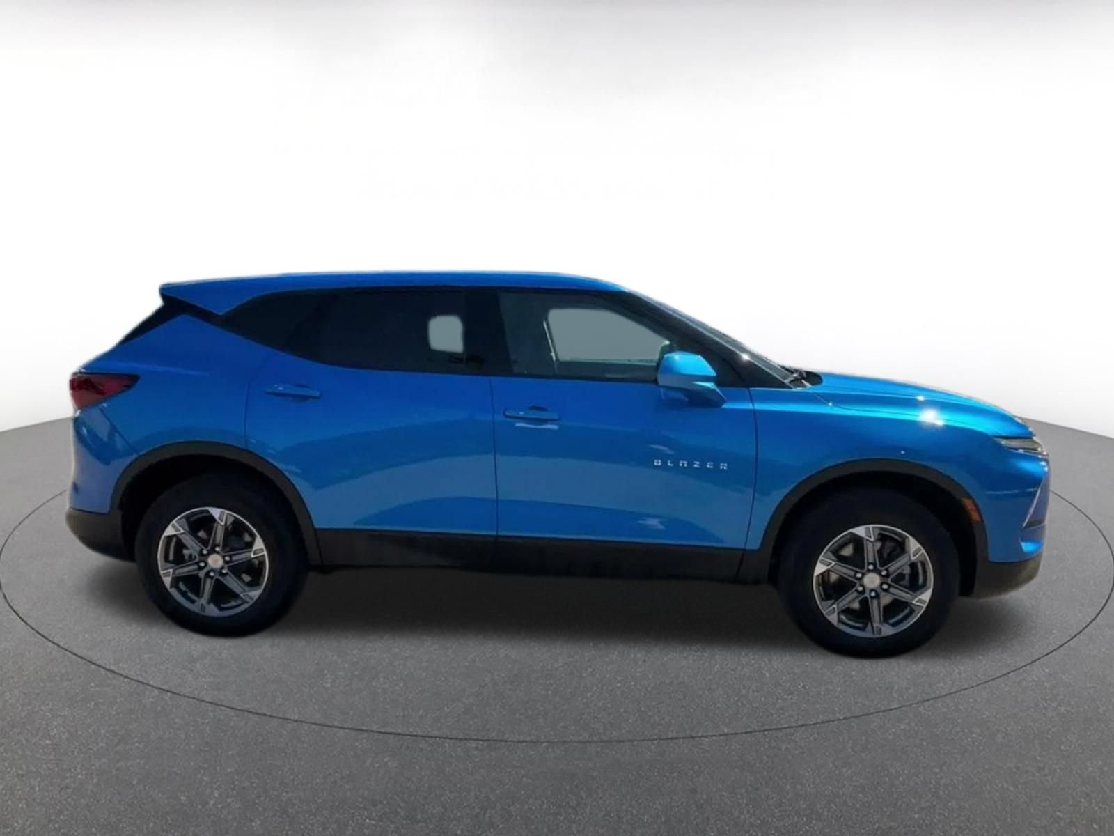 Used 2026 Chevrolet Blazer LT FWD image 15