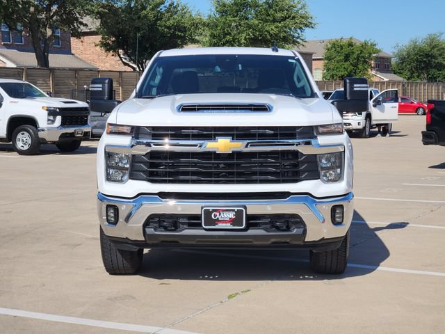Used 2025 Chevrolet Silverado 3500 LT w/ Safety Package AWD/4WD image 10
