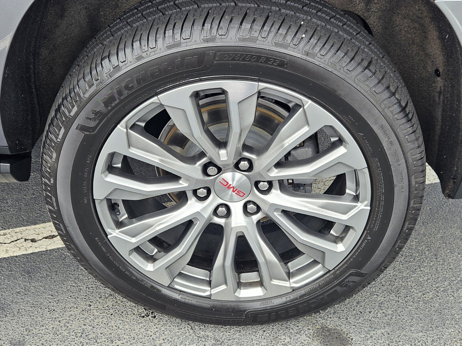 Used 2022 GMC Yukon XL Denali AWD/4WD image 10