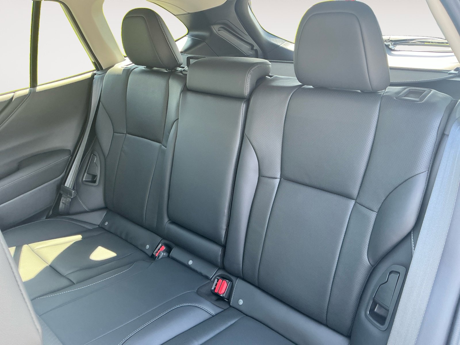 Used 2025 Subaru Outback Touring AWD/4WD image 13