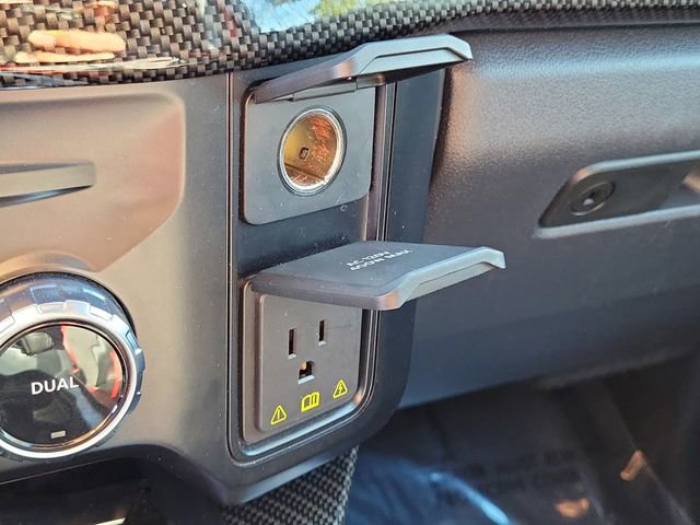 Used 2024 Ford F250 Lariat w/ Lariat Ultimate Package image 13