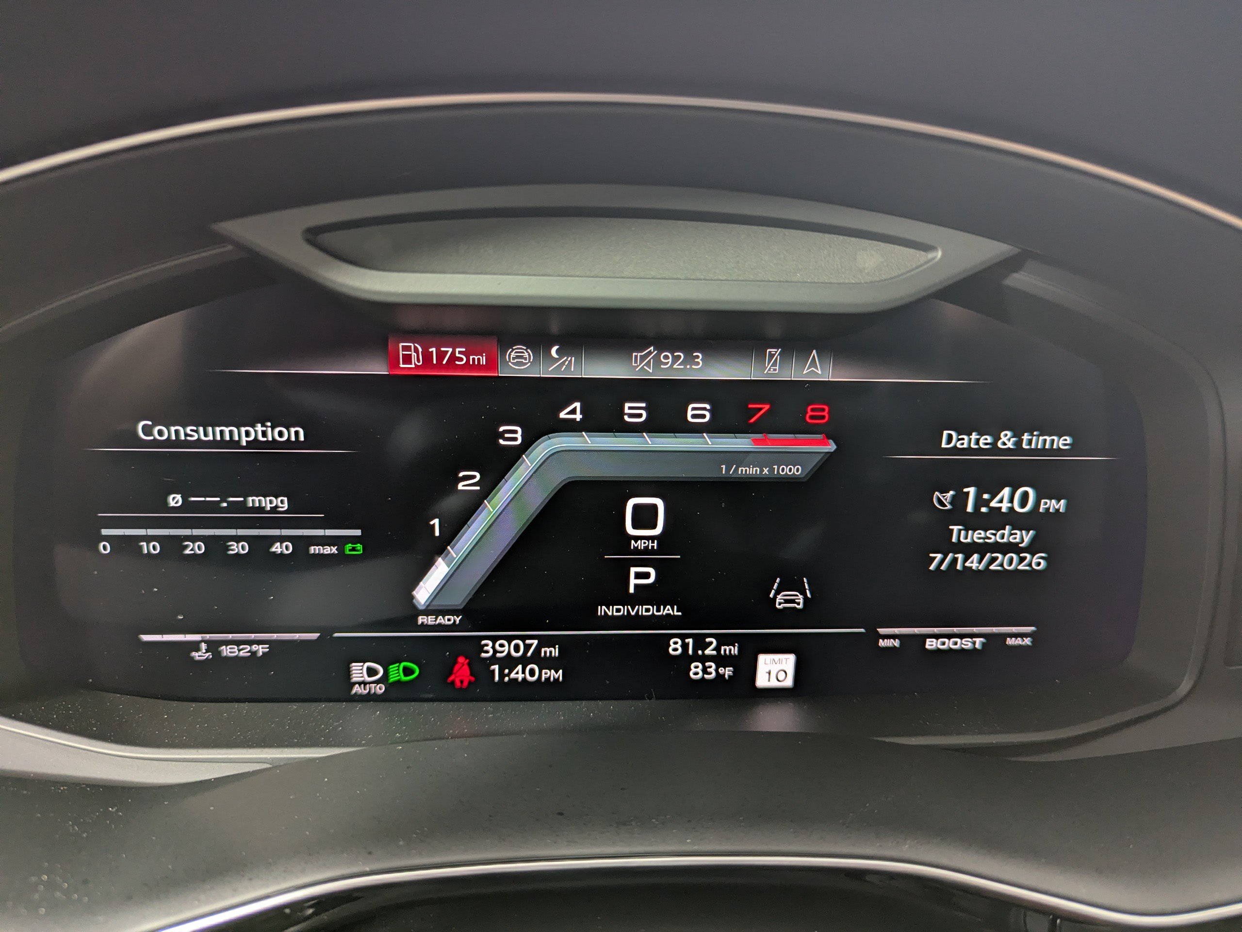 Certified 2026 Audi SQ8 Prestige AWD/4WD image 20