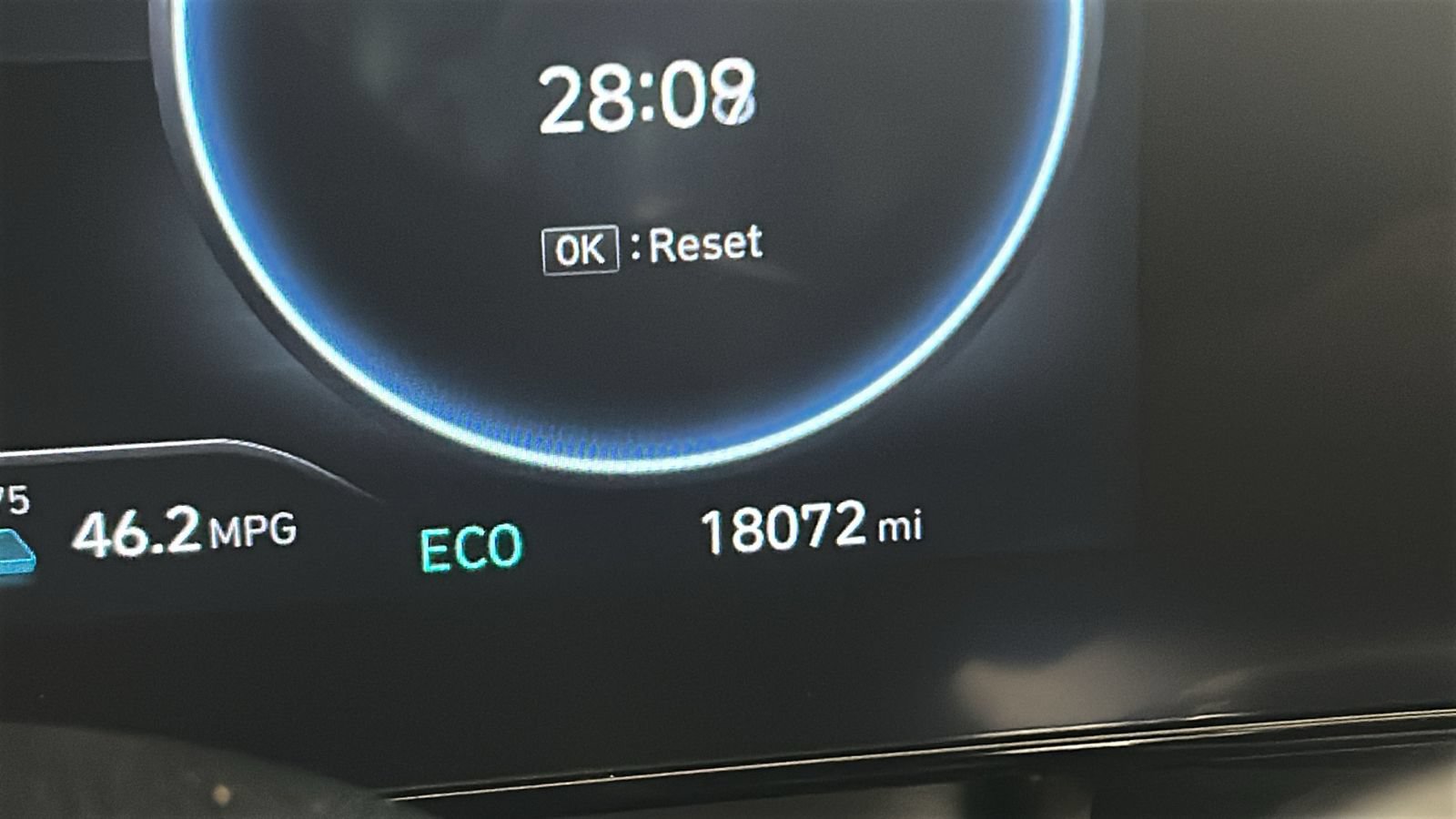 Used 2025 Hyundai Elantra SEL FWD image 23