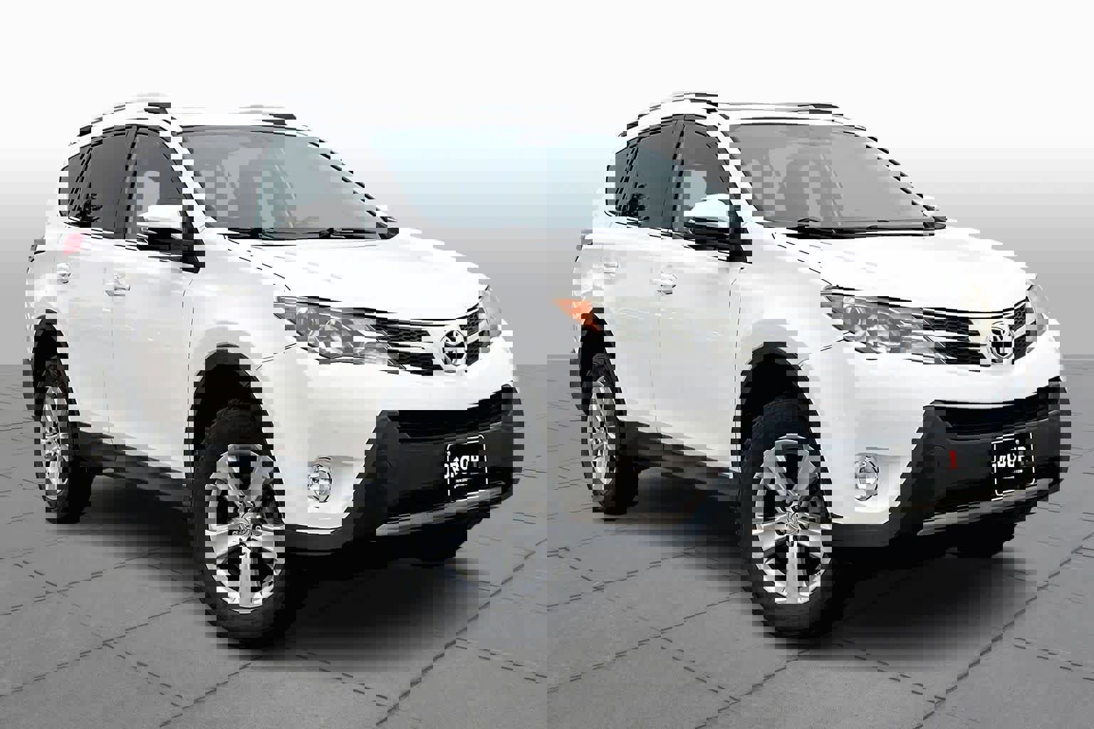 Used 2014 Toyota RAV4 XLE image 2