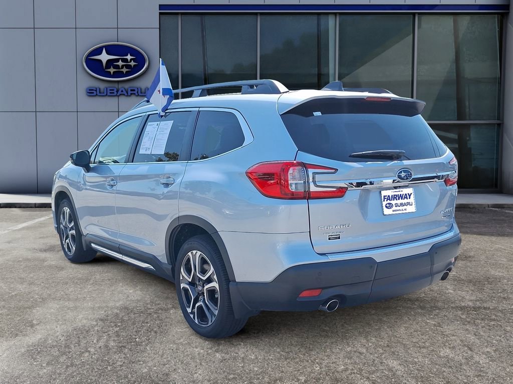 Used 2024 Subaru Ascent Limited w/ Technology Package AWD/4WD image 4