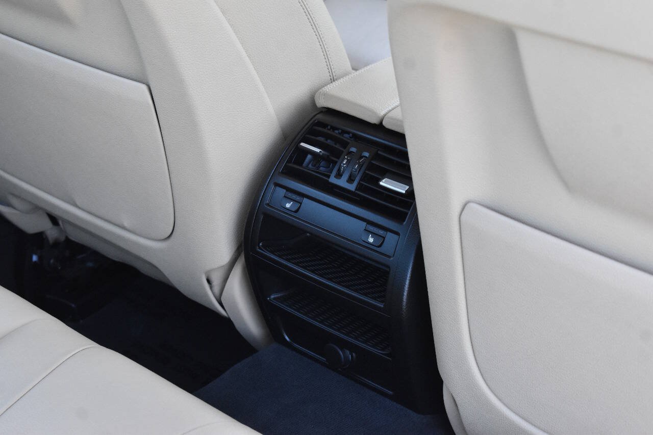 Used 2016 BMW 535i xDrive Sedan AWD/4WD image 16