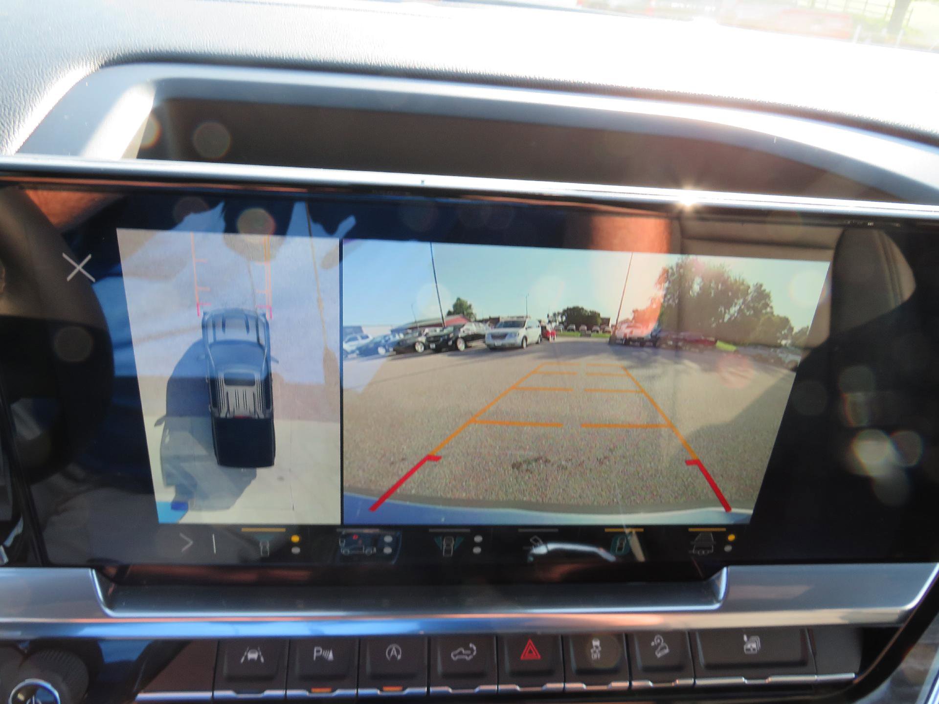 Used 2023 Chevrolet Silverado 1500 LTZ image 10