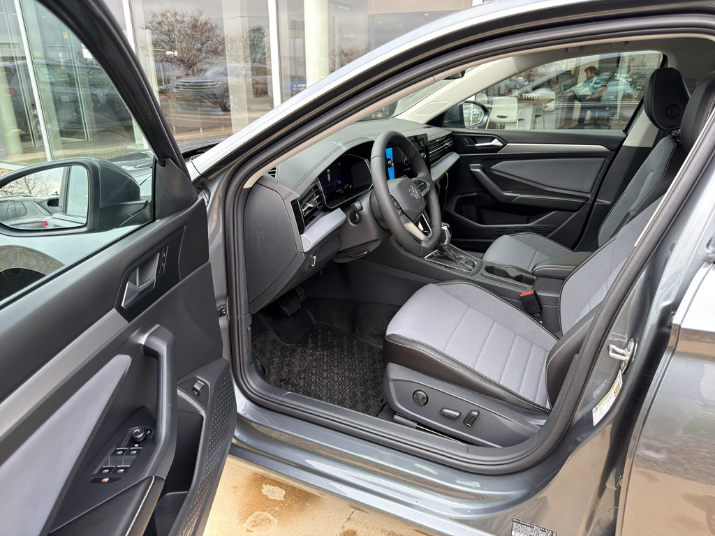 New 2026 Volkswagen Jetta SE image 17