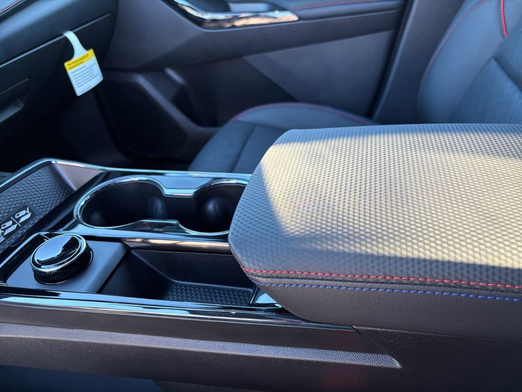 New 2026 Chevrolet Equinox RS w/ Convenience Package III image 2