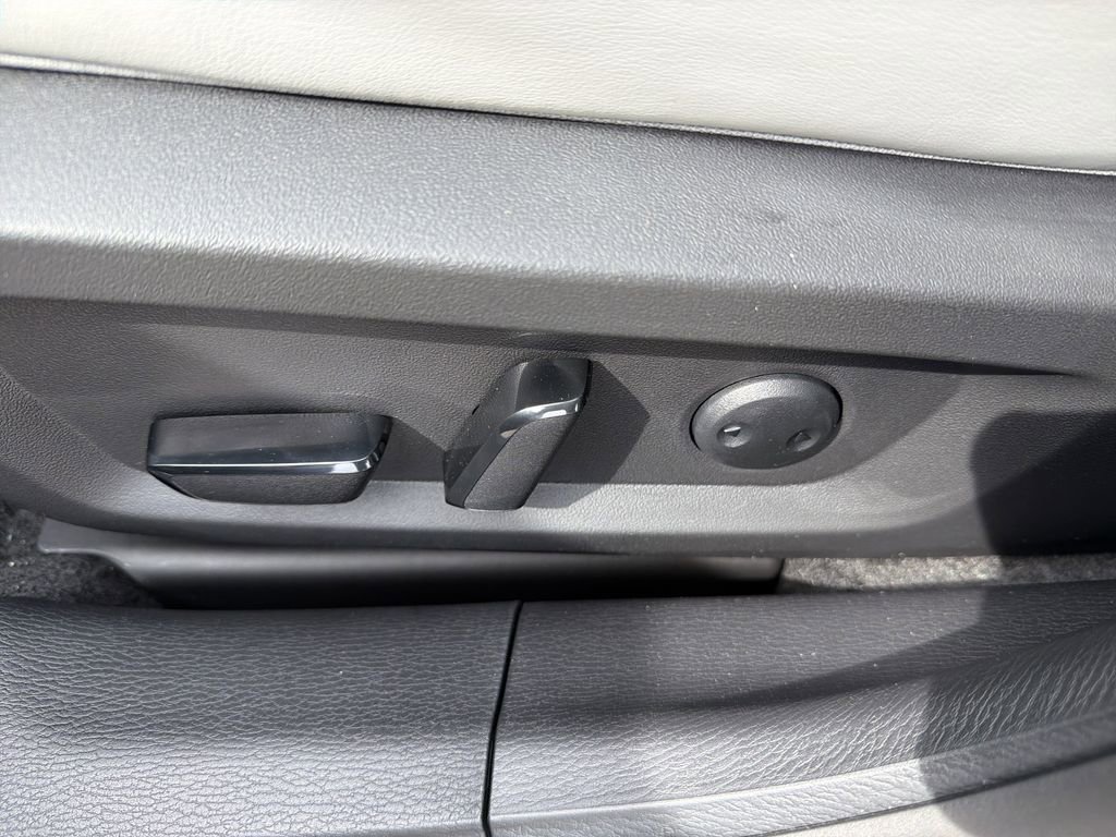 New 2026 Mitsubishi Outlander SE AWD/4WD image 17