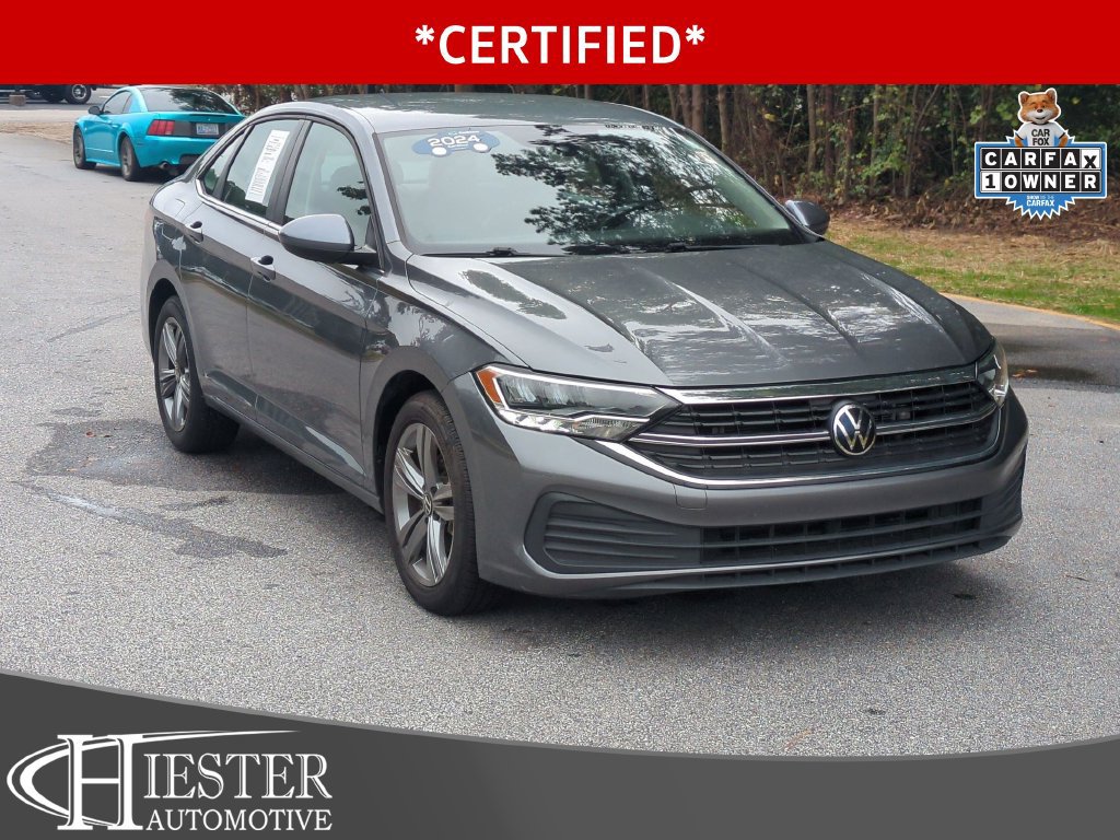Used 2024 Volkswagen Jetta SE