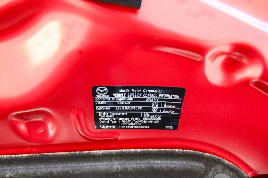 Used 2025 MAZDA MAZDA3 s FWD image 28