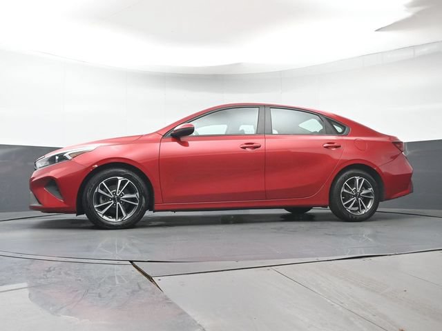 Used 2022 Kia Forte LXS w/ LXS Technology Package FWD image 22