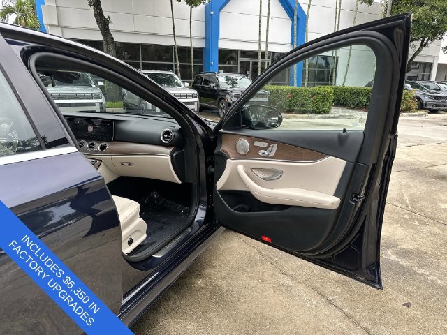 Used 2023 Mercedes-Benz E 350 4MATIC Sedan image 23