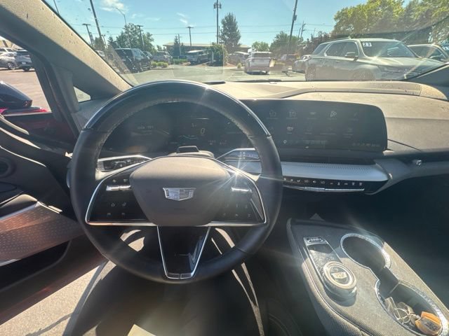 Used 2025 Cadillac Optiq Sport 2 w/ LPO, Floor Liner Package AWD/4WD image 10