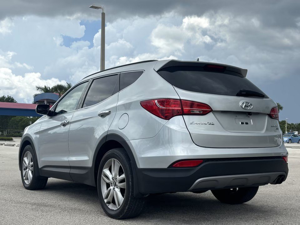 Used 2013 Hyundai Santa Fe Sport 2.0T AWD/4WD image 6