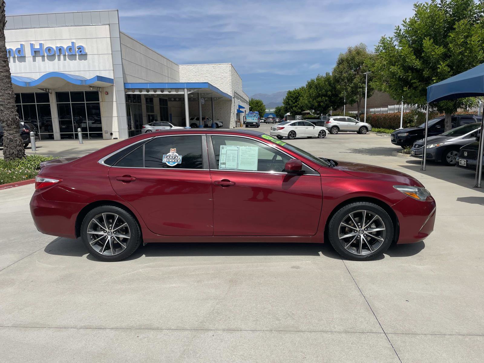 Used 2017 Toyota Camry XSE w/ Moonroof Package FWD image 24