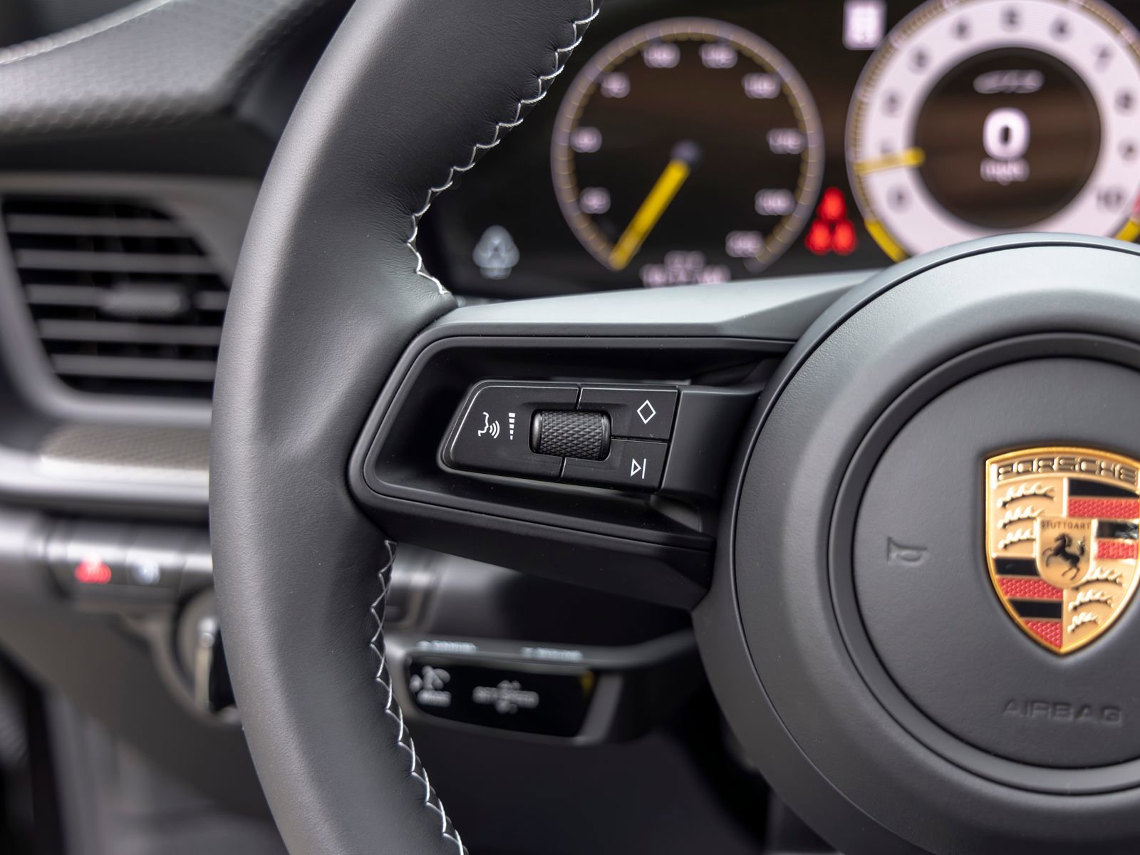 Certified 2026 Porsche 911 GT3 RWD image 39