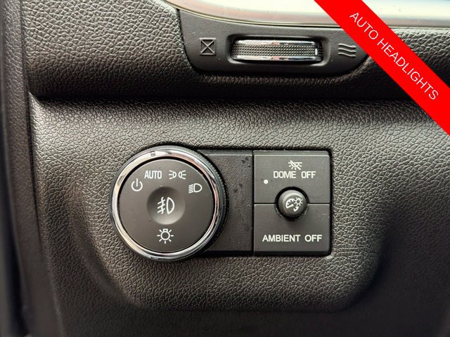 Used 2017 Chevrolet Traverse LT FWD image 33