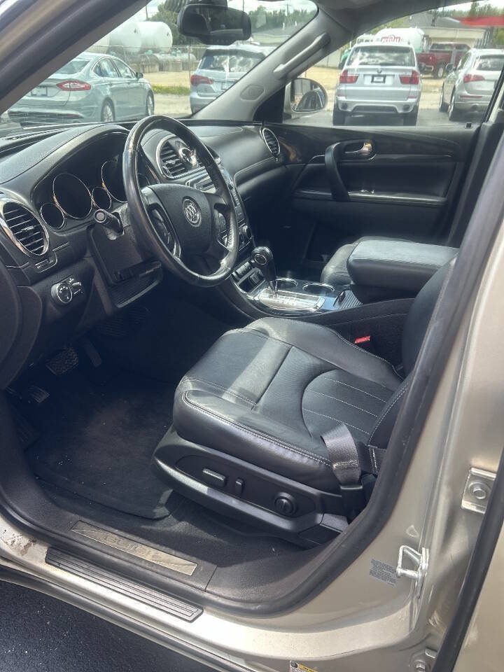 Used 2017 Buick Enclave Leather AWD/4WD image 4