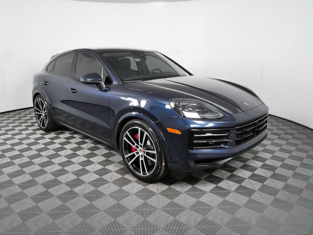 Certified 2025 Porsche Cayenne S image 27