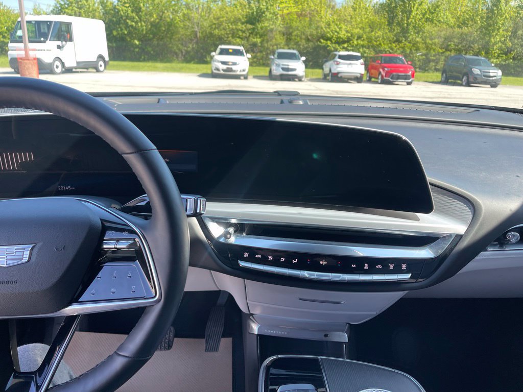 Certified 2024 Cadillac Lyriq Sport AWD/4WD image 11