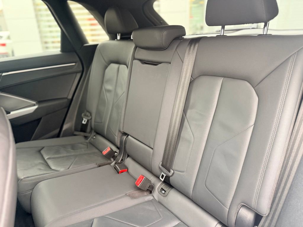 Used 2020 Audi Q3 2.0T Premium Plus image 15