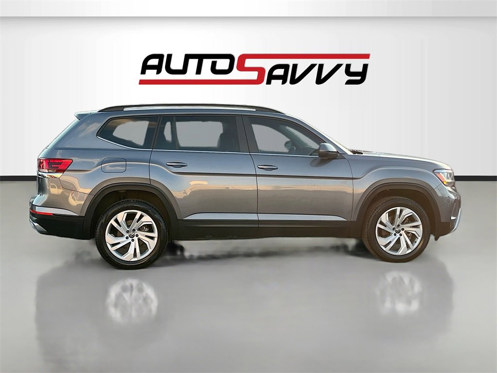 Used 2023 Volkswagen Atlas SE w/ Panoramic Sunroof Package image 8