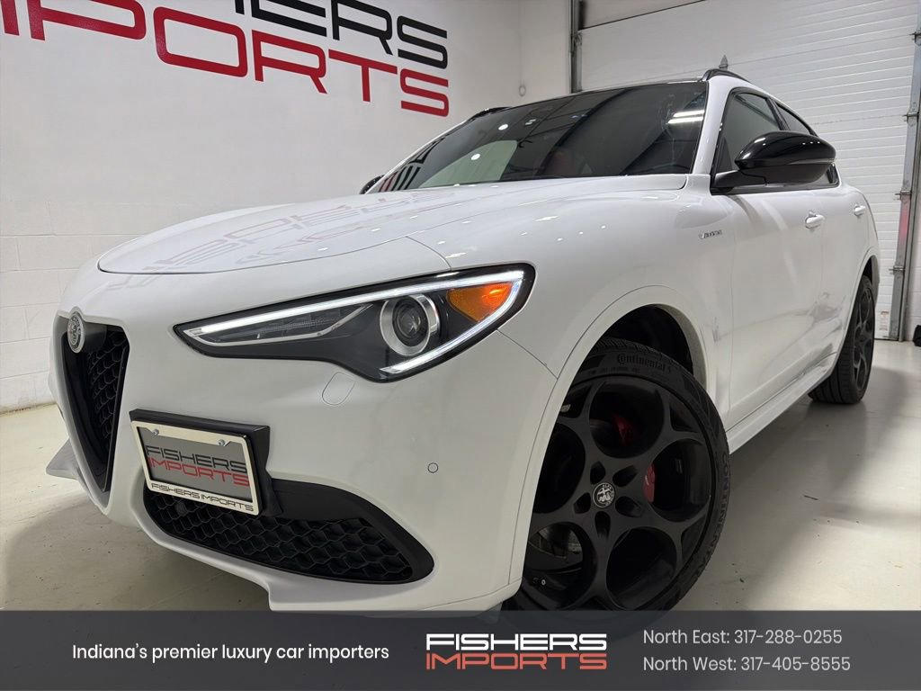 Used 2023 Alfa Romeo Stelvio Veloce AWD/4WD image 1