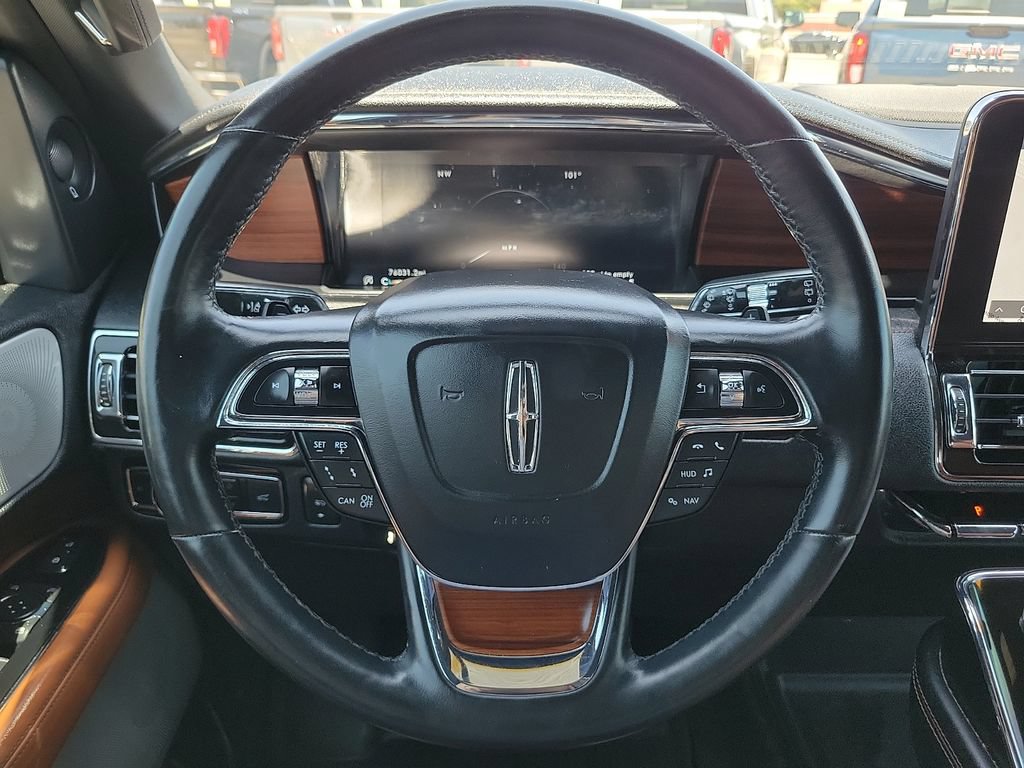 Used 2020 Lincoln Navigator L Reserve w/ Luxury Package AWD/4WD image 28
