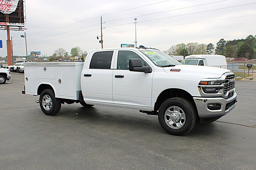 Used 2026 RAM 3500 Tradesman w/ Chrome Appearance Group A image 2