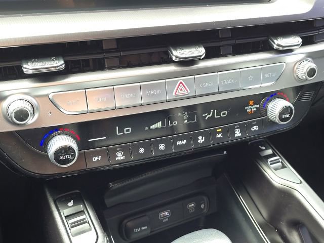 Used 2024 Kia Telluride S w/ S Sunroof Package FWD image 32