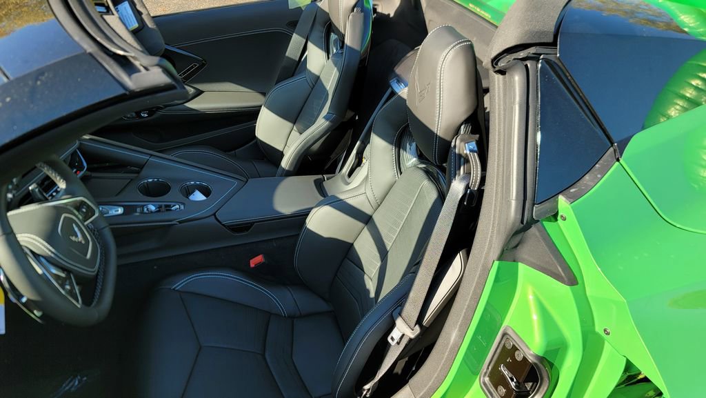 New 2026 Chevrolet Corvette Stingray Preferred Conv image 23
