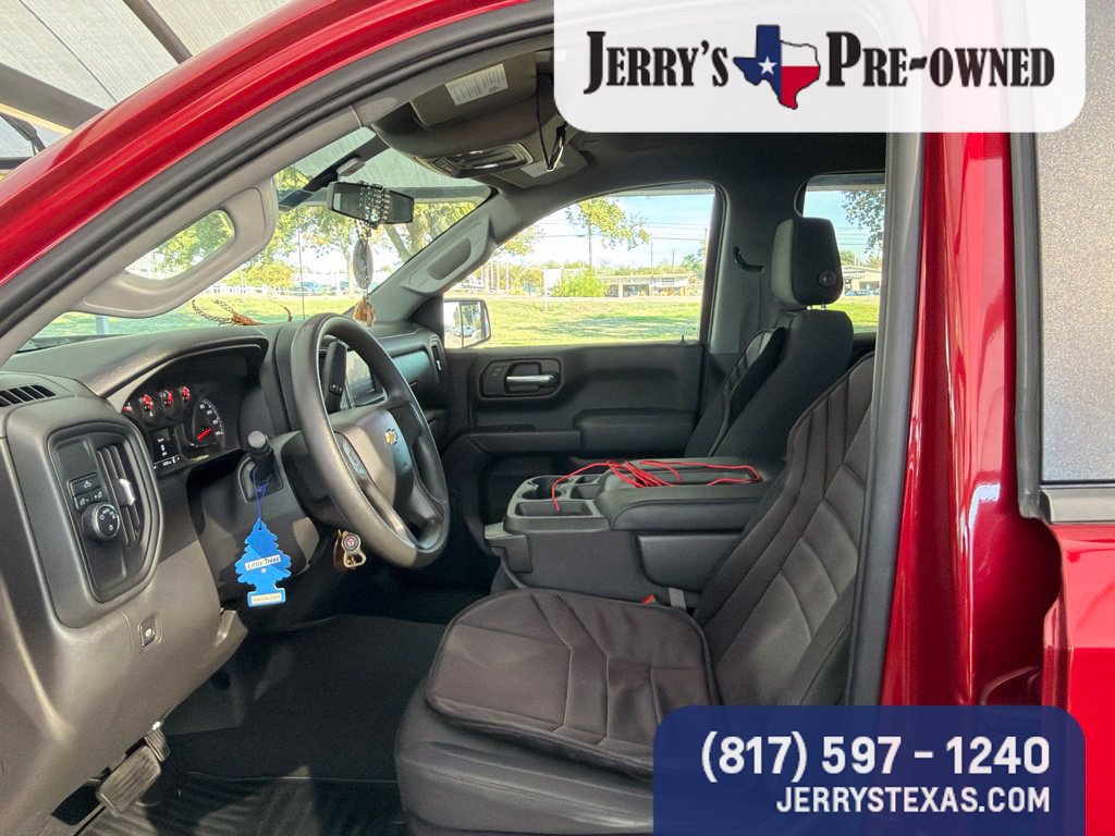 Used 2020 Chevrolet Silverado 1500 Custom w/ Custom Value Package RWD image 7