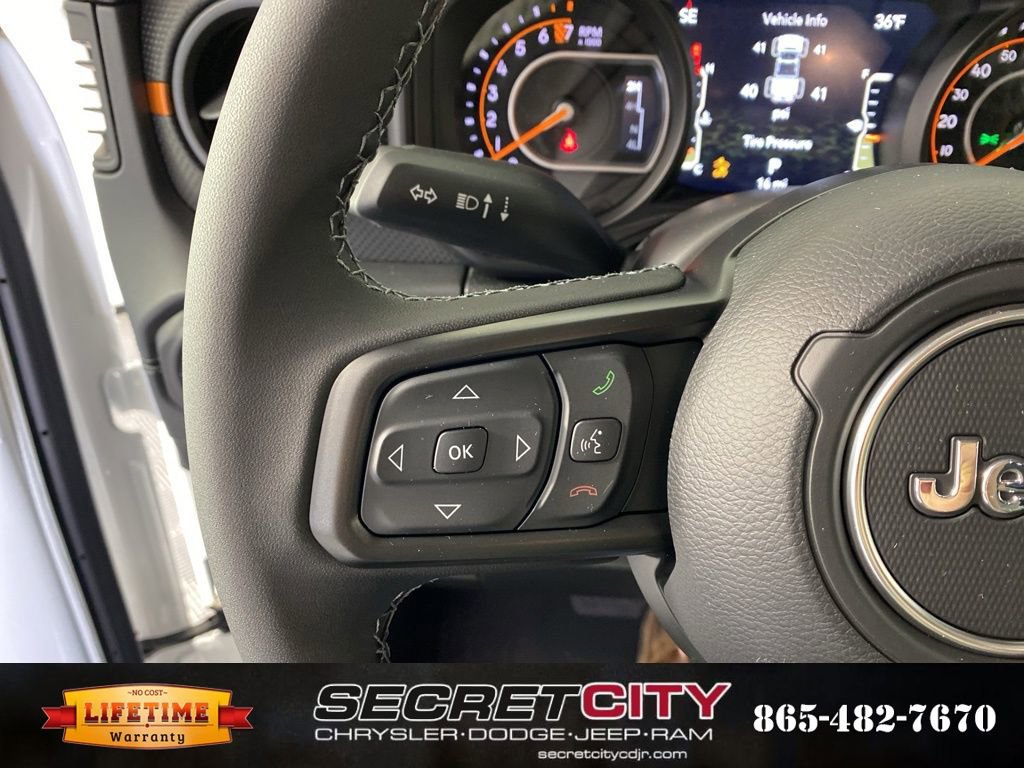 New 2026 Jeep Gladiator Mojave image 16