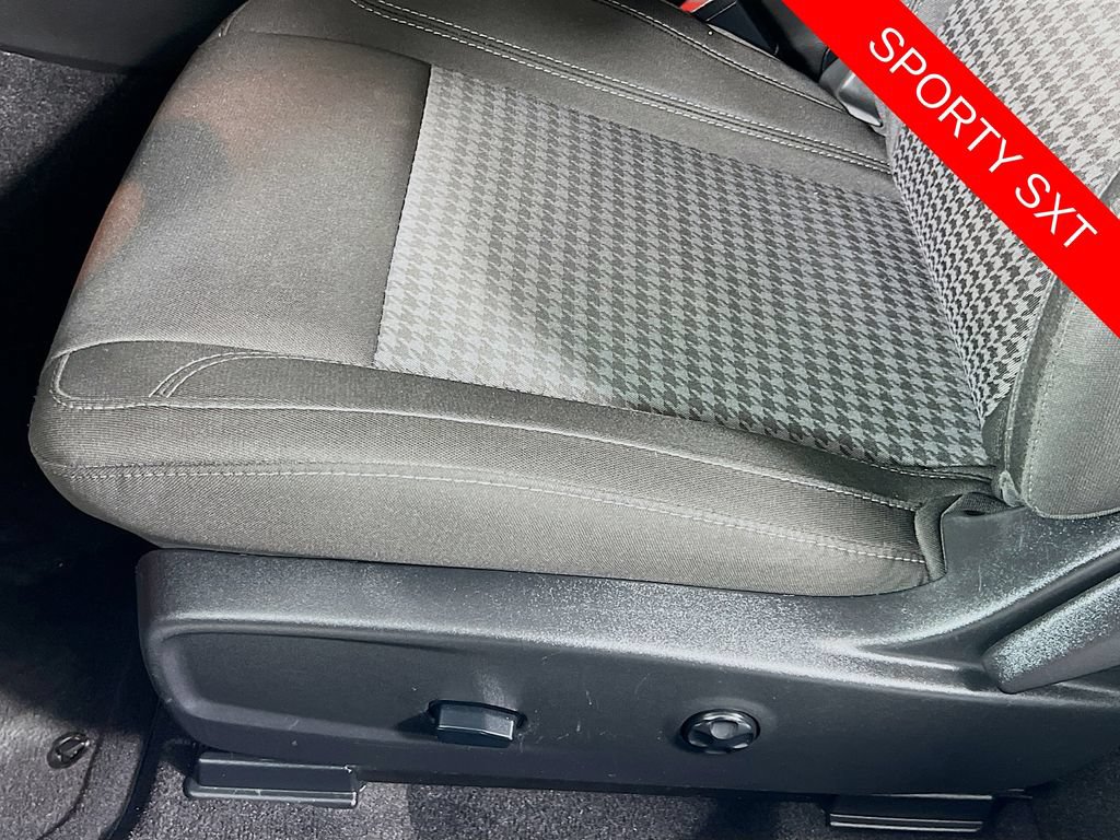 Used 2019 Dodge Challenger SXT RWD image 20