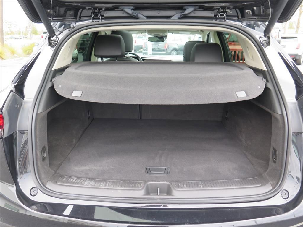 Used 2023 Buick Envision Essence w/ Sport Touring Package image 17