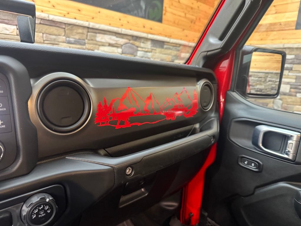 Used 2020 Jeep Gladiator Sport w/ Quick Order Package 24S AWD/4WD image 27